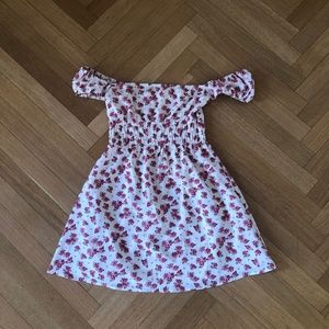 Superdown off the shoulder dress NWOT